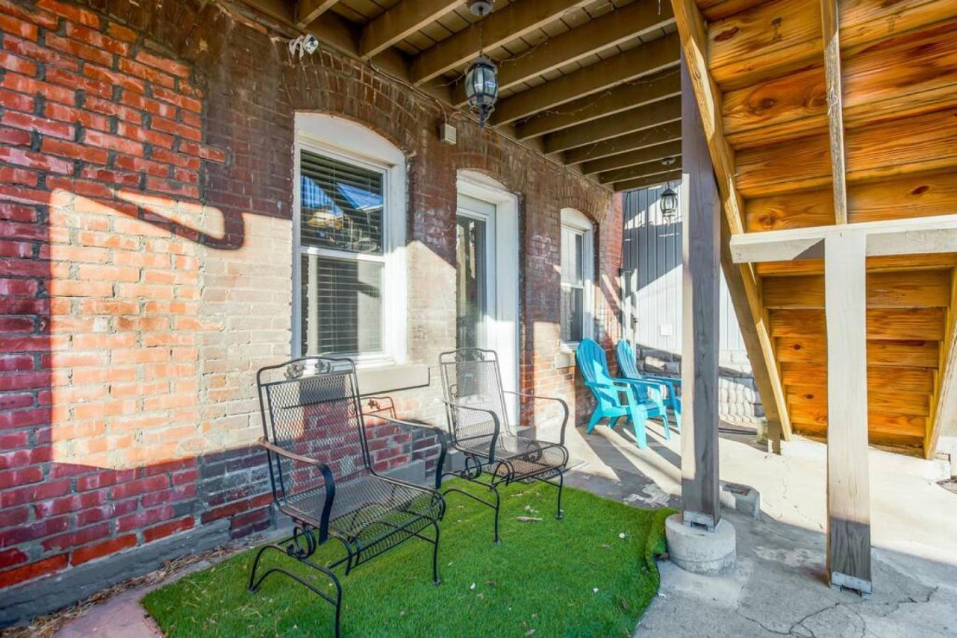 Entire Loft Downtown With Free Parking Villa Kansas City Exterior photo
